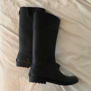 Tommy Hilfiger Matte black rain boots
